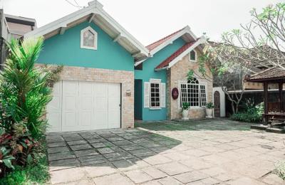 Ubu Villa Tamu Ibu